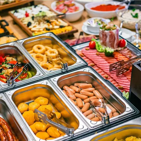 מלון דירות 21st Century Residence, & Wellness By Adora